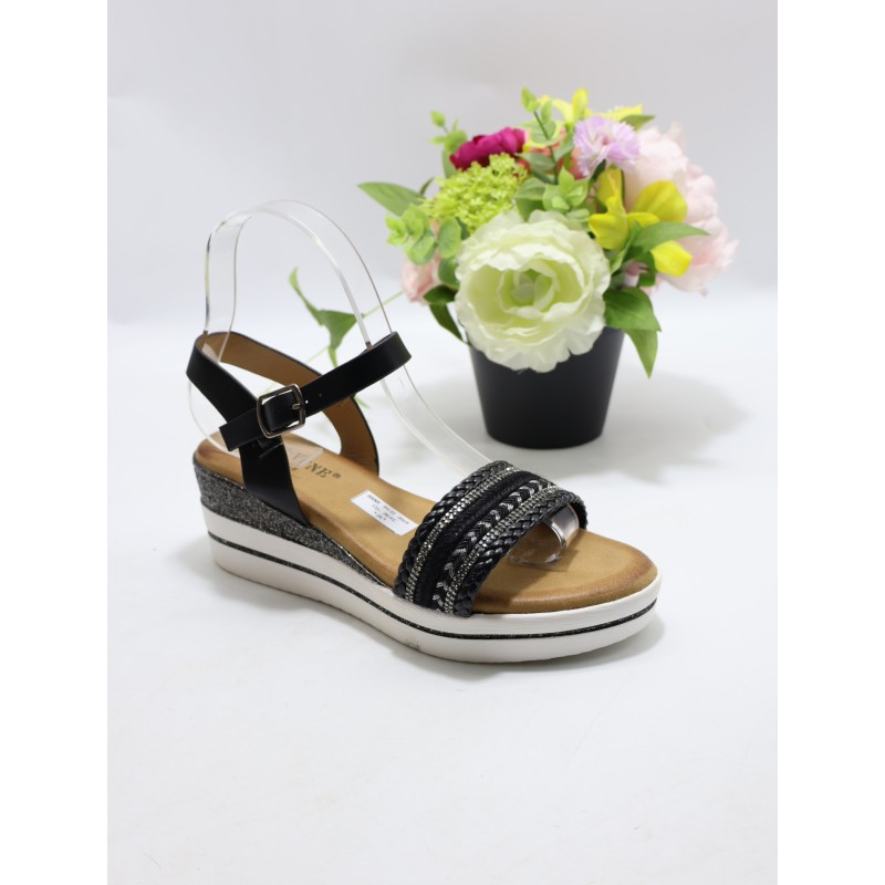 SANDAŁY DAMSKIE. Size: 36/41 (12 par/paczka) Kolor jak na zdzięciu