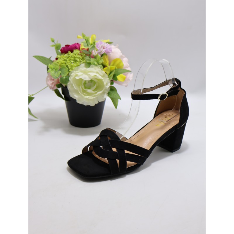 SANDAŁY DAMSKIE. Size: 36/41 (12 par/paczka) Kolor jak na zdzięciu